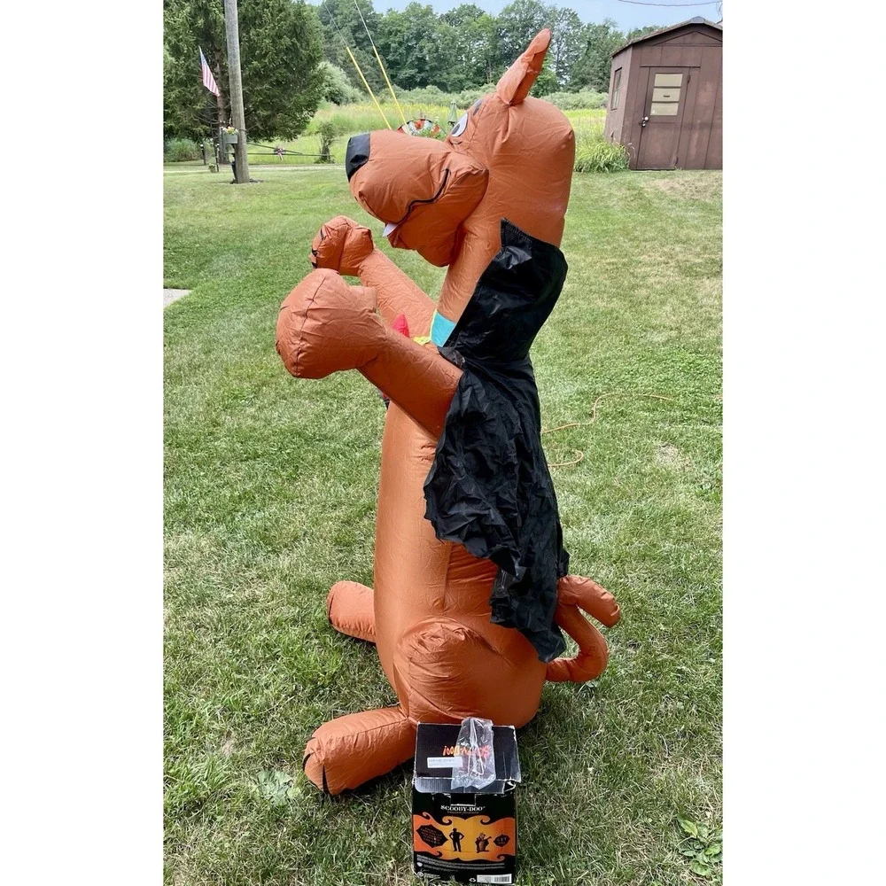 2018 Gemmy 5' T  Scooby Doo Vampire Halloween Giant Airblown Inflatable Lighted